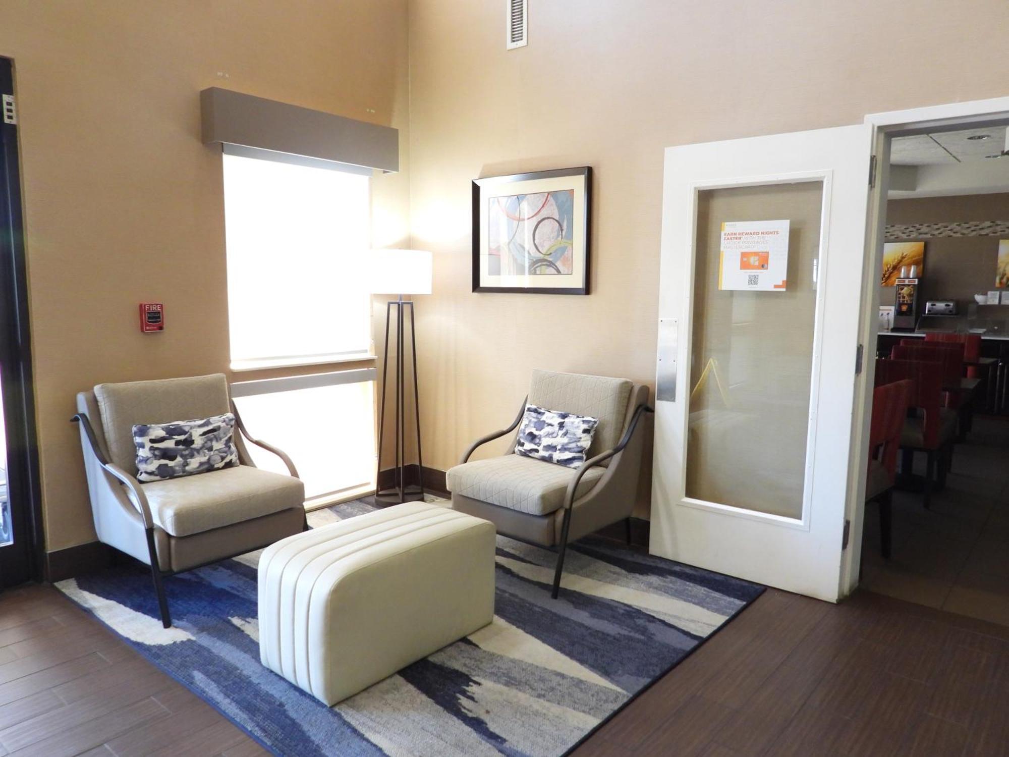 Comfort Suites Crossville Exterior foto