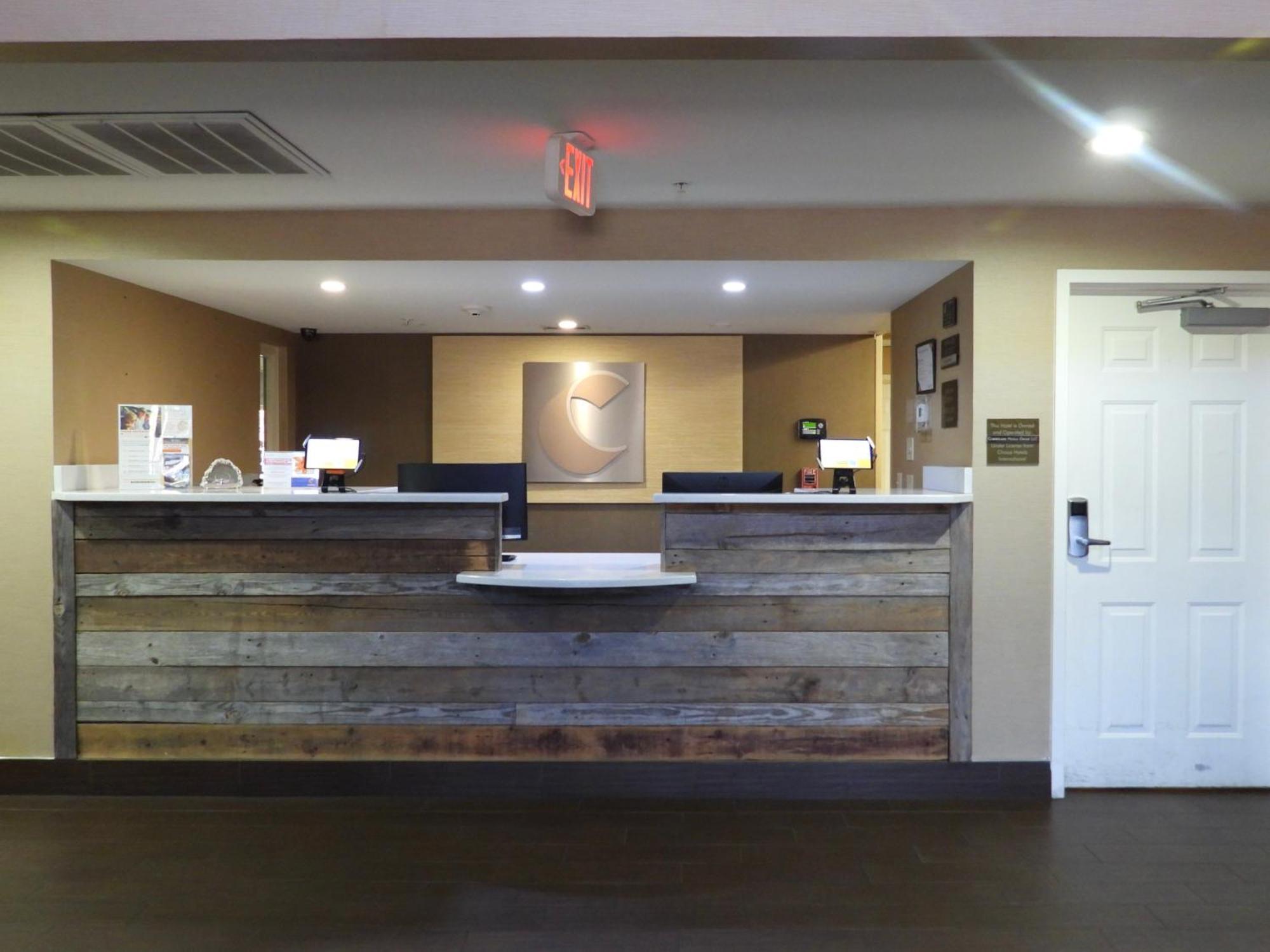 Comfort Suites Crossville Exterior foto